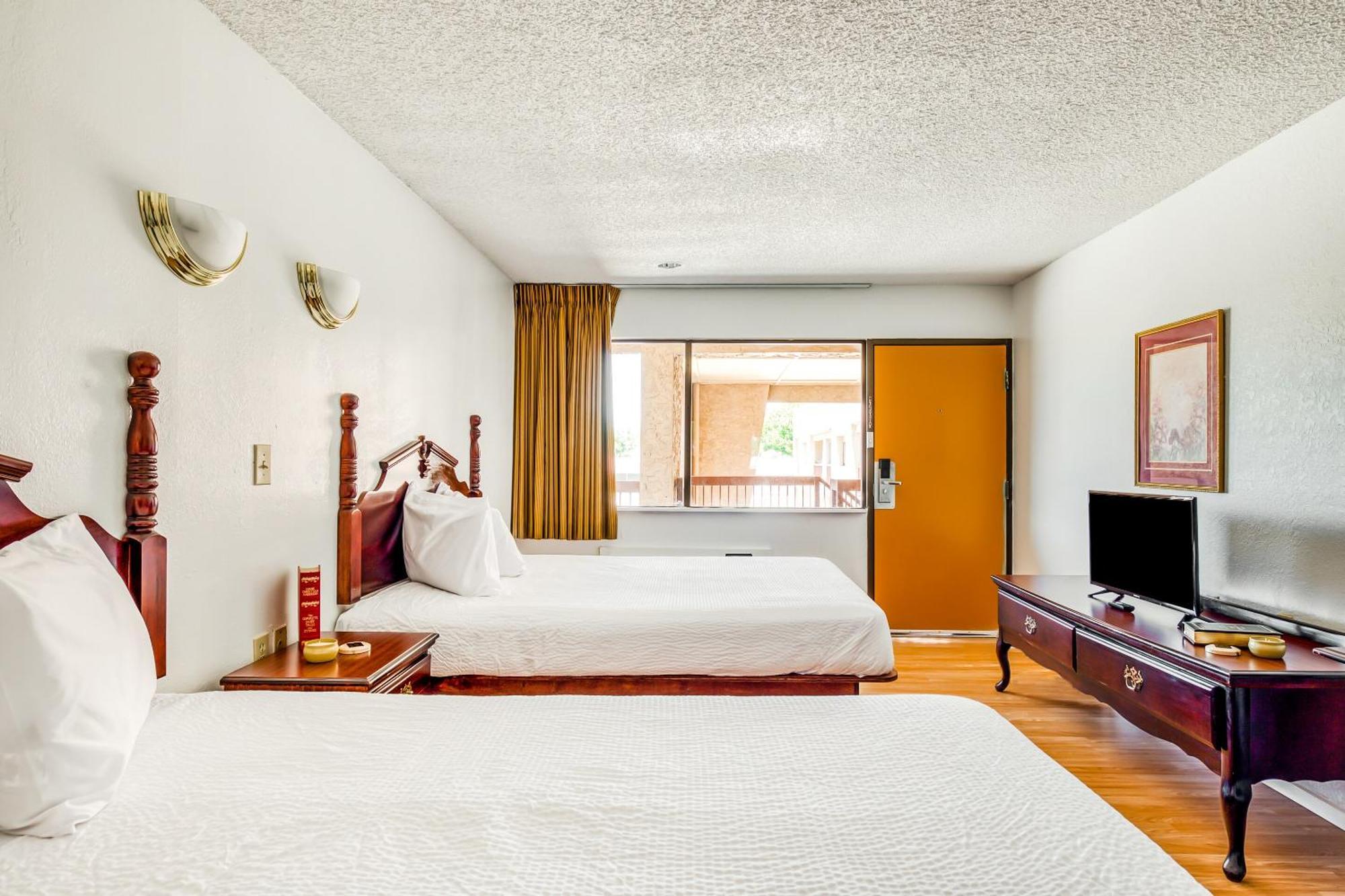 Oyo Hotel Groesbeck Eksteriør bilde